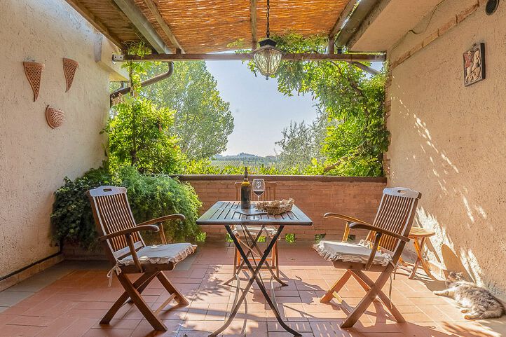 Ferienwohnung Libeccio toskanisches Weingut Fattoria Fondacio mit Panorama-Pool