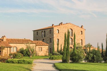 Toskana Agriturismo Il Chiostro Vecchio am Meer, Ferienwohnungen mit Pool und Restaurant