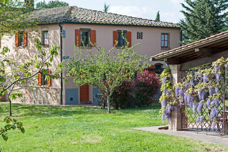 Ferienwohnung Rosa im Weingut mit Pool und Toskana-Landschaft