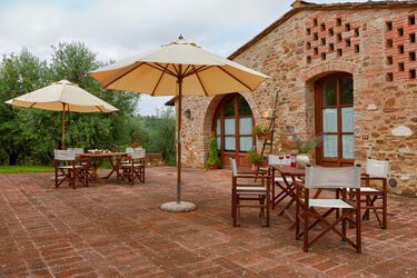 Weingut I Greppi Ferienwohnungen im Chianti mit Pool, Frühstück und Abendessen