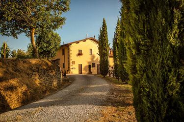 Agriturismo Casentino Toskana Weingut mit Ferienwohnungen für Familien bei Florenz mit Pool