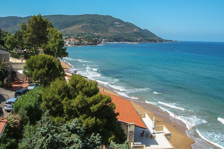 Ferienwohnung Nr. 13 in der Residence Cilento direkt am Meer