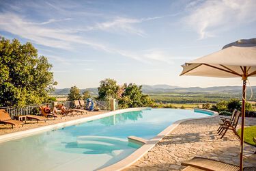 Hotel Relais Fonte Fossoli elegante Doppelzimmer am Meer mit Pool