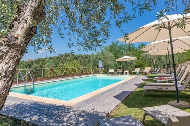 Toskana Ferienhaus Villa Saracini im Agriturismo mit Pool für 11 Personen