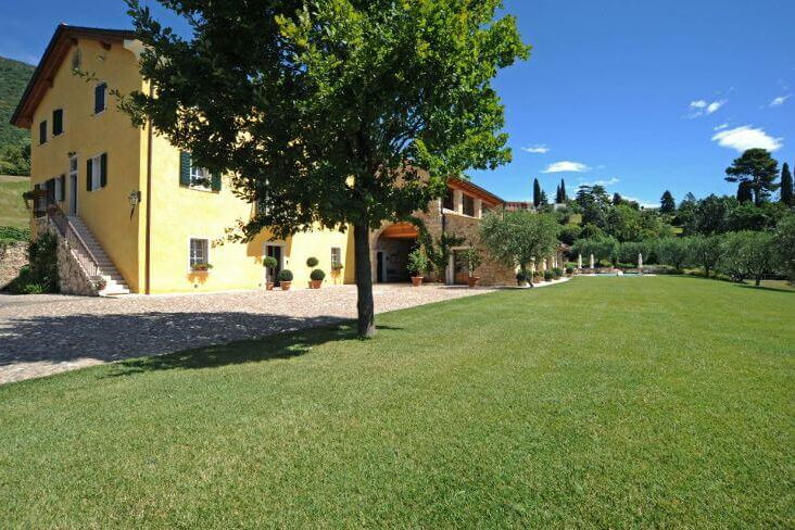 Ferienwohnung Il Fienile im Relais Ca' Del Baldo am Gardasee mit Pool