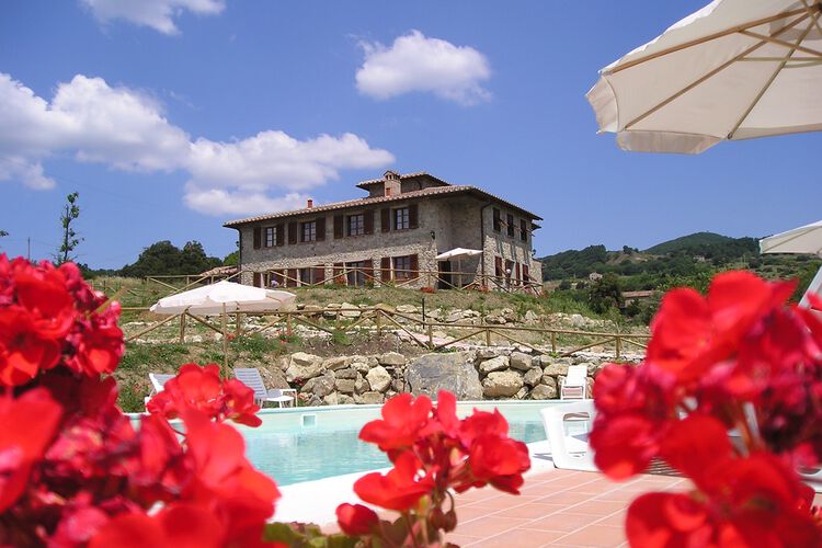 Ferienwohnung Ginepro Relais di Paola, mit Terrasse und Pool nah am Meer