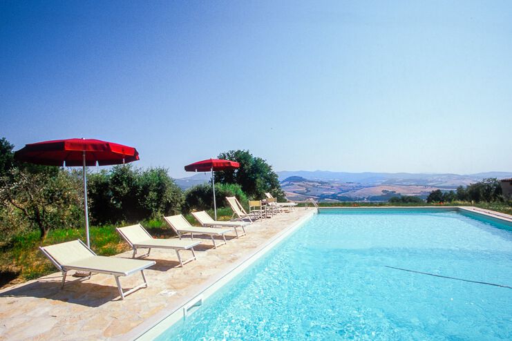 Toskana Ferienwohnung Tinta Agriturismo Fattoria Montescudaio am Meer mit Pool, Familien-Urlaub