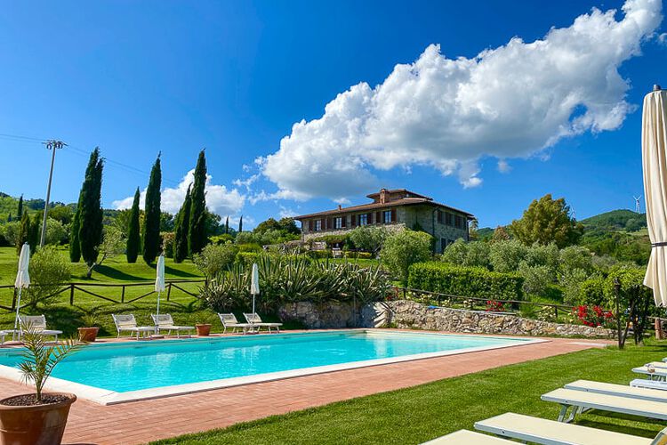 Ferienwohnung Girasole Relais di Paola, mit Pool in Panoramalage