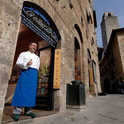 Kulinarische Besonderheiten in der Region San Gimignano Toskana