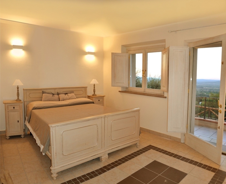 Doppelzimmer Superior Nr. 2 im Hotel Ambiente am Meer der Toskana mit Pool