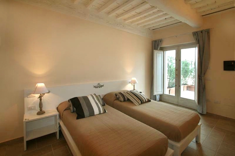 Doppelzimmer Superior Nr. 7 im Hotel Ambiente am Meer der Toskana mit Pool