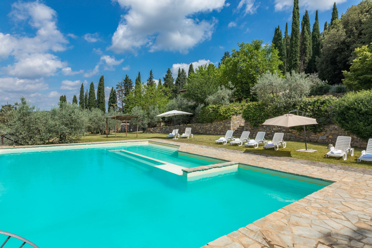 Toskana Agriturismo Ferienwohnung Gelsi im Chianti Weingut Casale Giglio mit Pool