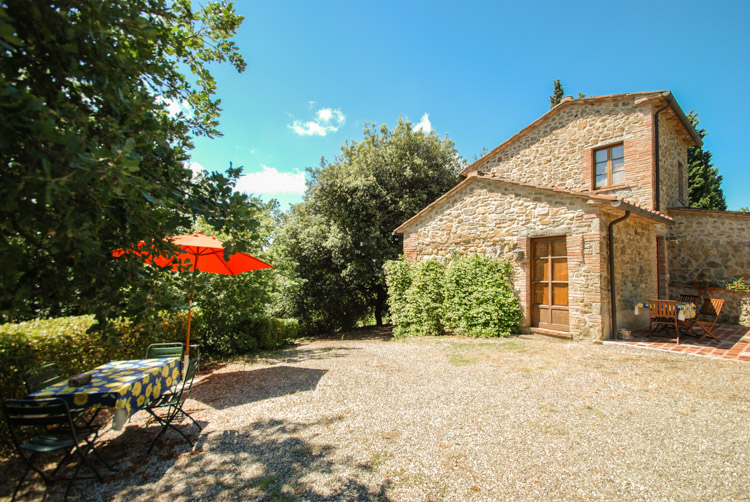 Toskana Ferienhaus Limonaia und Roseto La Tradizione im Chianti mit Pool bei Siena Ansicht 2