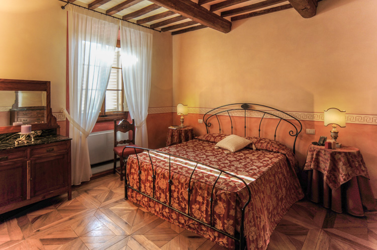 Doppelzimmer Standard Nr.2 Tenuta Sticciano Toskana Agriturismo und Weingut mit Pool Zimmer