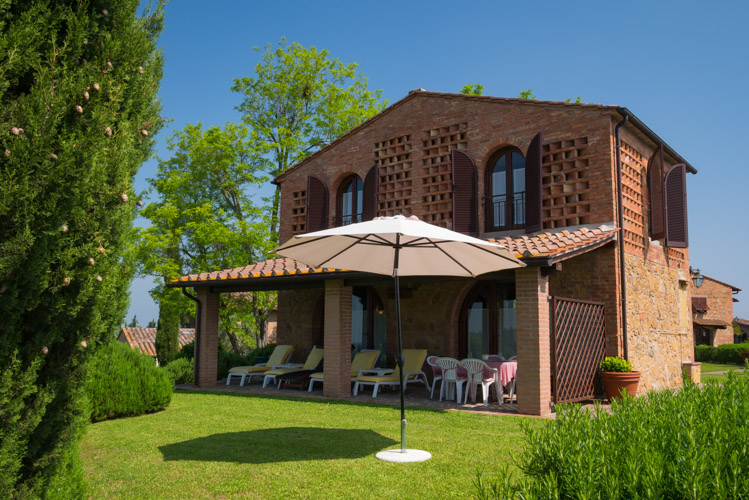 Privates Toskana-Haus Panoramica mit Terrasse und Blick