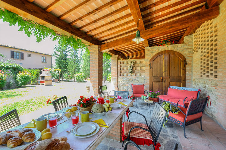 Toskana-Charme pur in der Doppelhaushälfte mit Terrasse