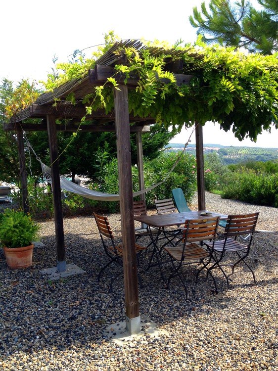 Toskana Landgut Agriturismo mit Pool und Meer- und Panoramablick meernah Ferienwohnung Sassicaia Terrasse